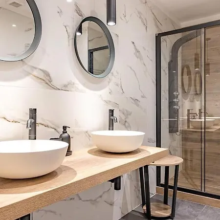 Guest Planet - Stylish Flat Bisceglie M1 شقة