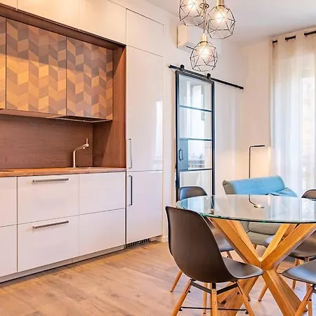 Guest Planet - Stylish Flat Bisceglie M1 * ميلان