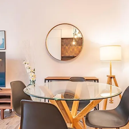 Guest Planet - Stylish Flat Bisceglie M1 ميلان